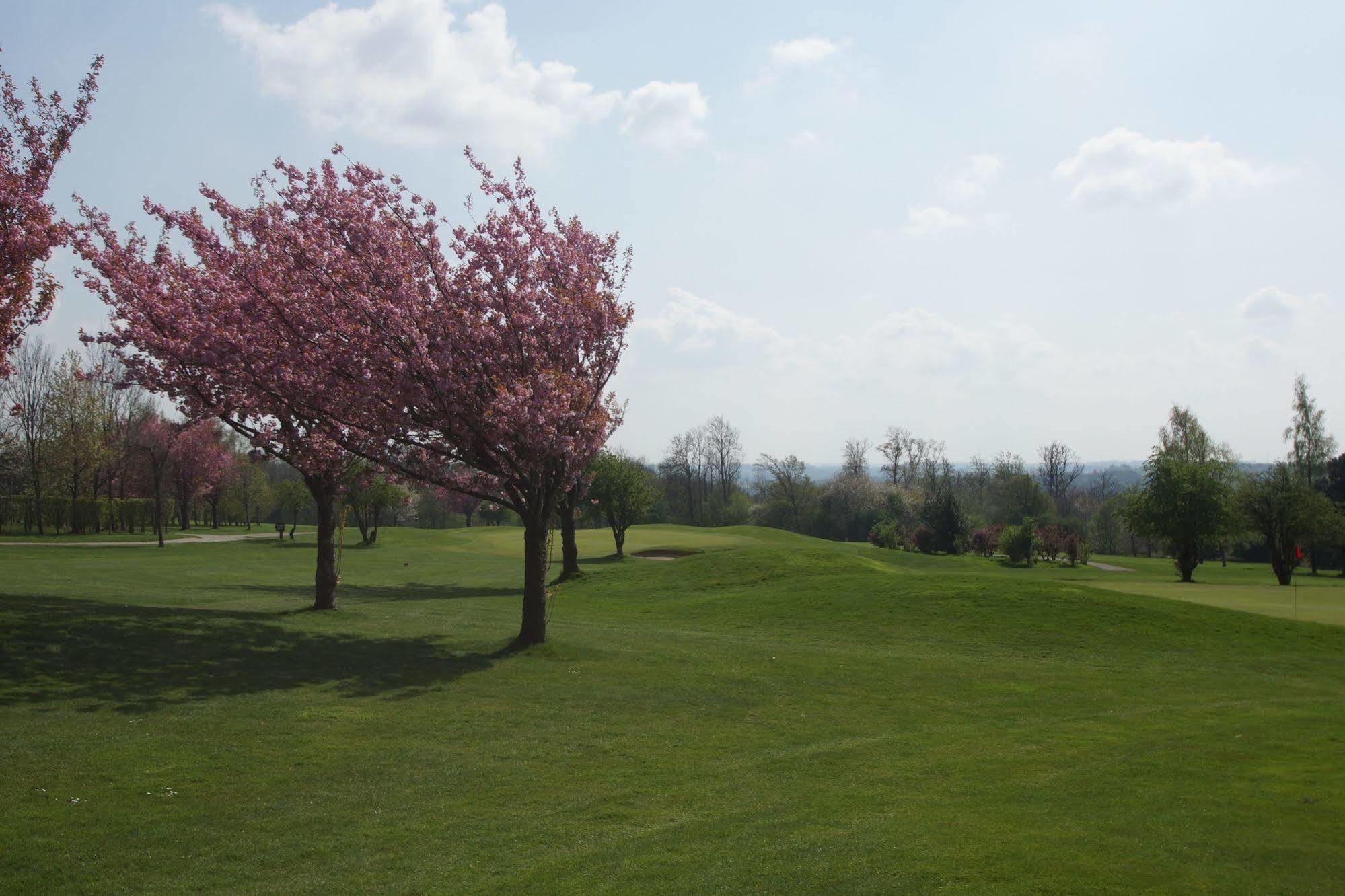 Hotel Du Golf Lumbres Exterior foto